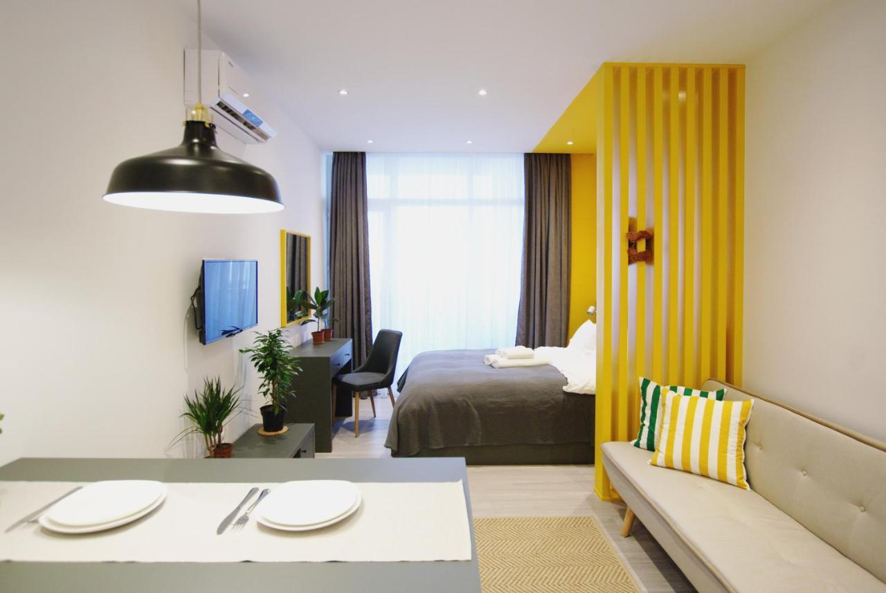 Banana Apartments บาทูมิ ภายนอก รูปภาพ